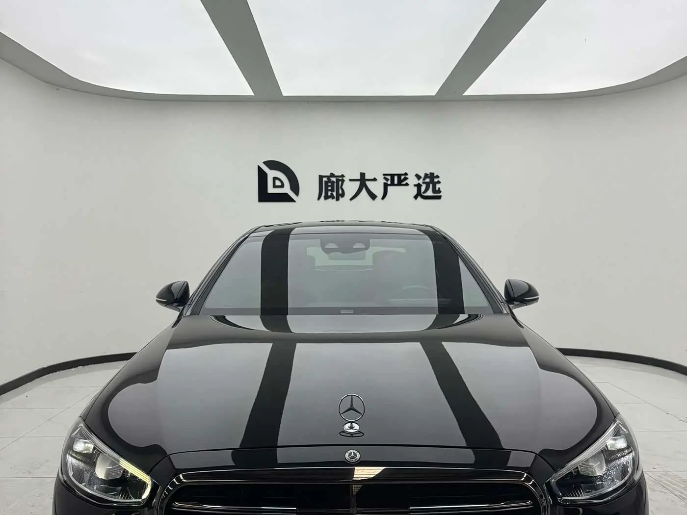 Mercedes-Benz S-Class 2022 — Photo 2/11