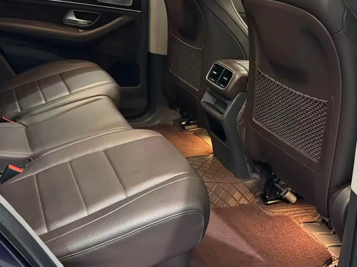 Mercedes-Benz GLE 2019 — Photo 5/9