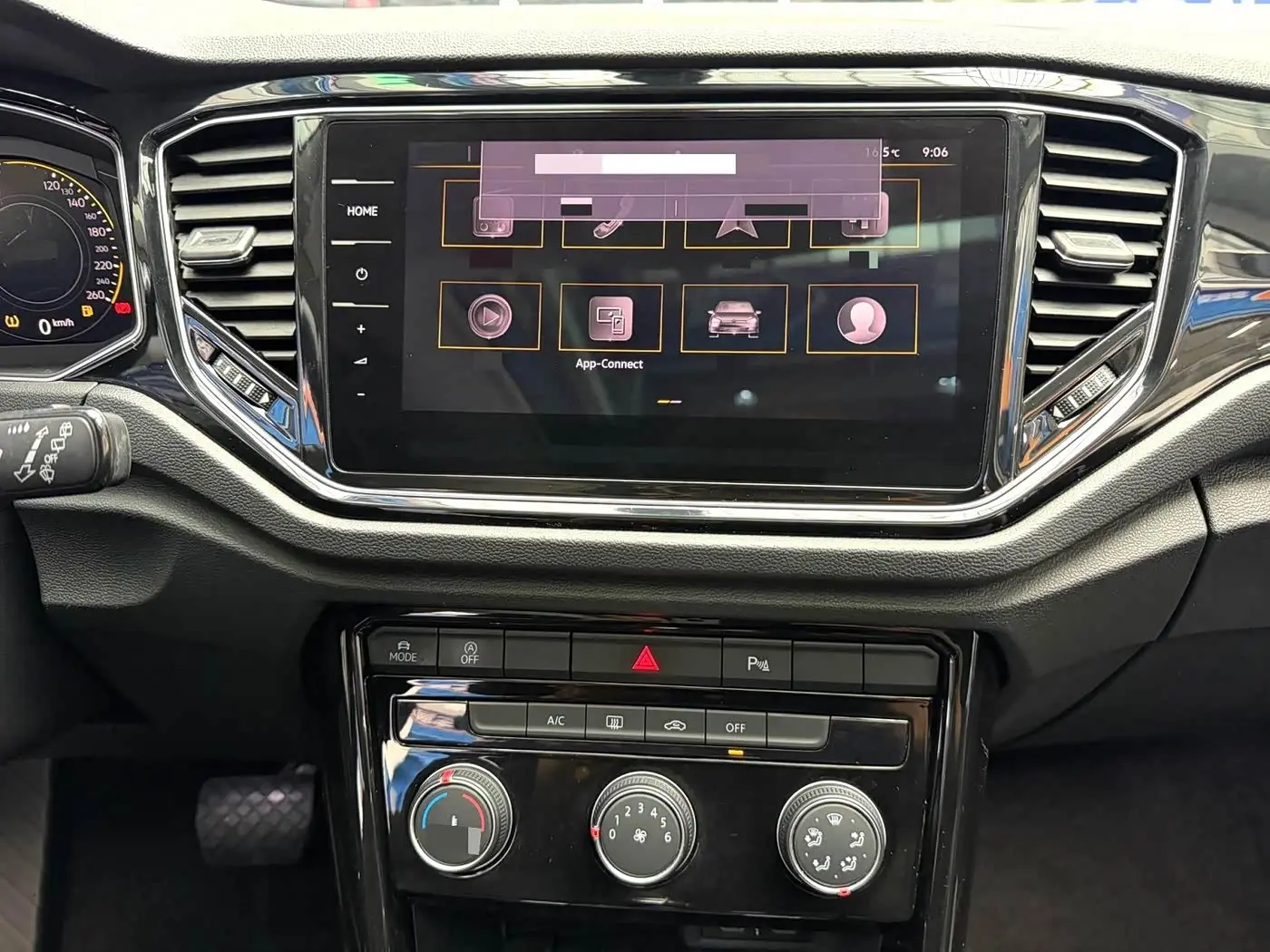 Volkswagen T-ROC 2022 — Şəkil 11/19