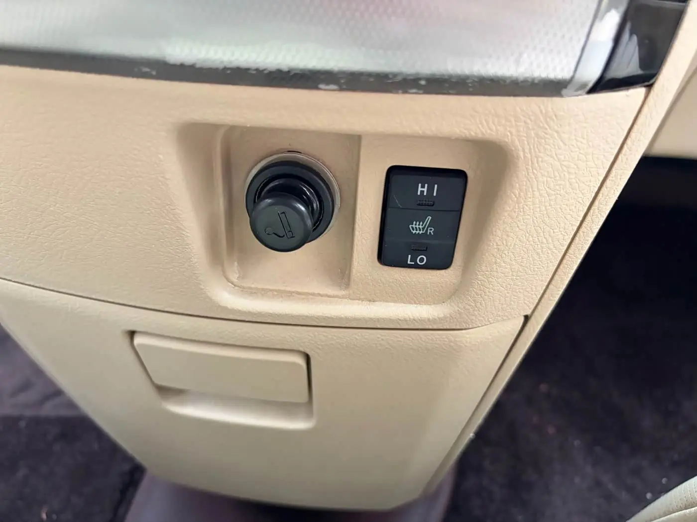 Toyota Alphard 2013 — Şəkil 8/19