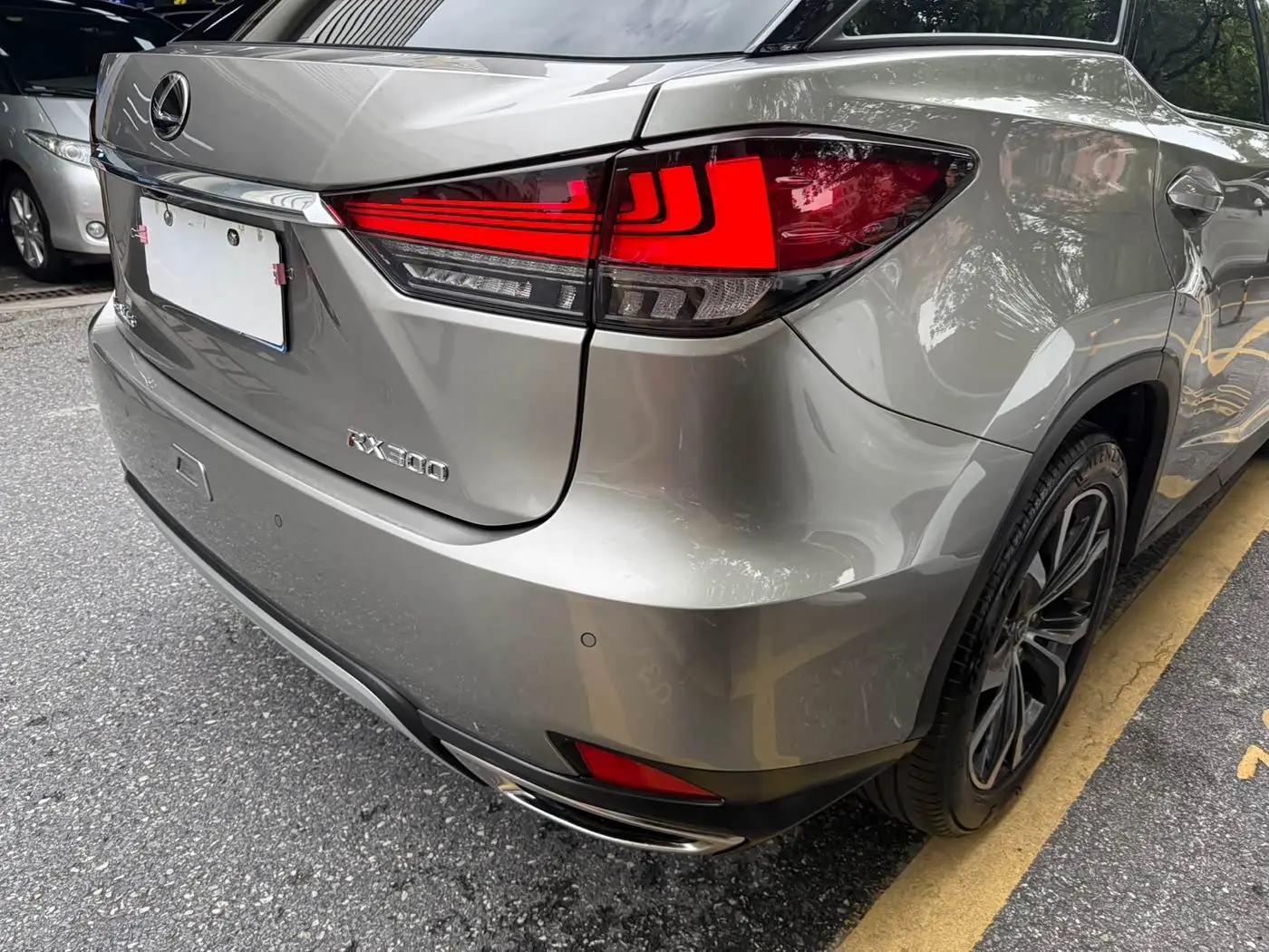 Lexus RX 2021 — ფოტო 14/20