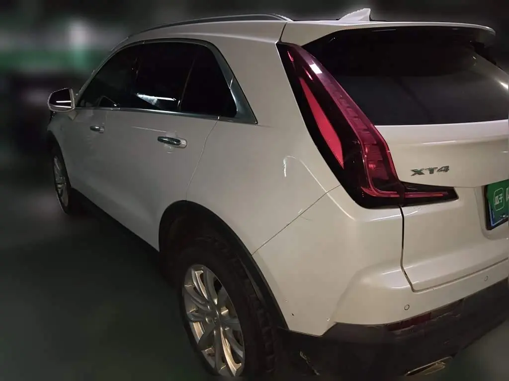 Cadillac XT4 2021 — Фото 4/20