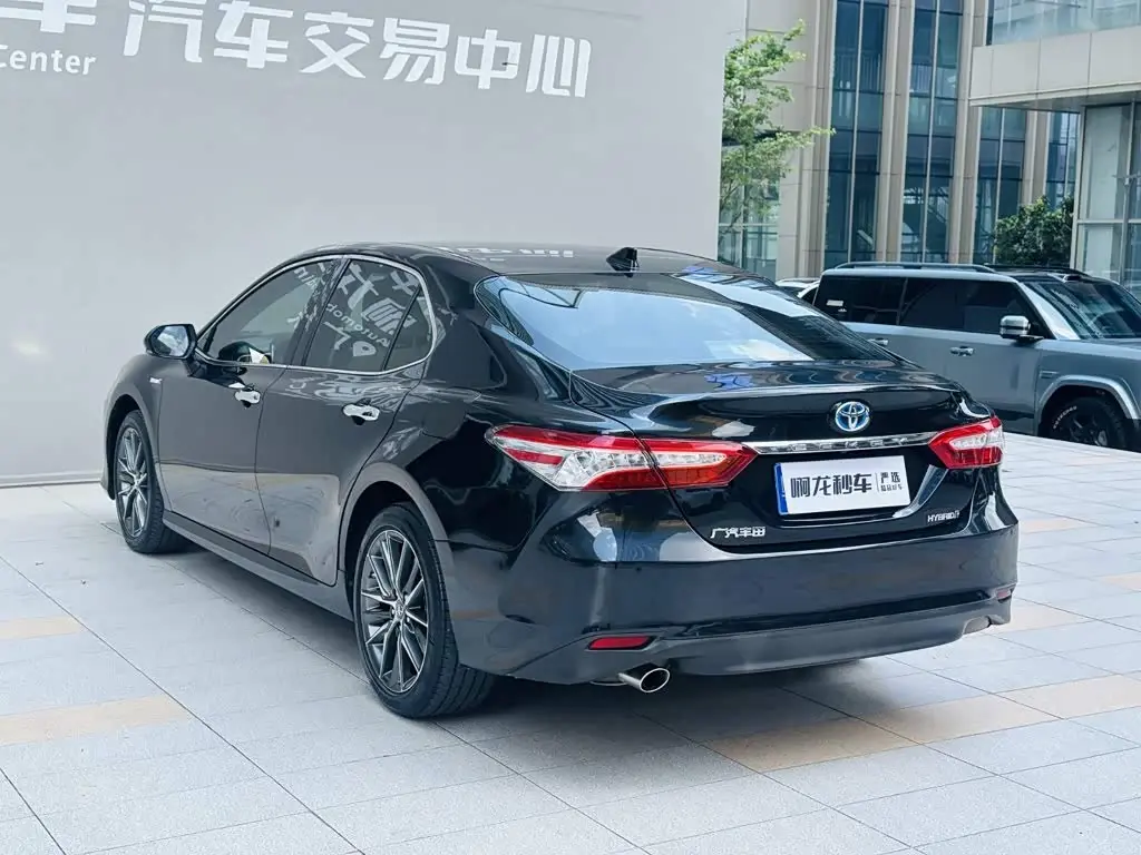 Toyota Camry 2022 — Şəkil 16/20