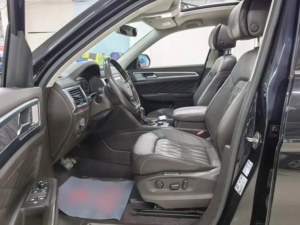 Volkswagen Teramont 2019 — ფოტო 12/20