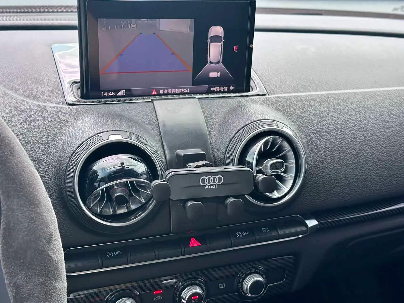 Audi A3 2020 — Photo 17/18