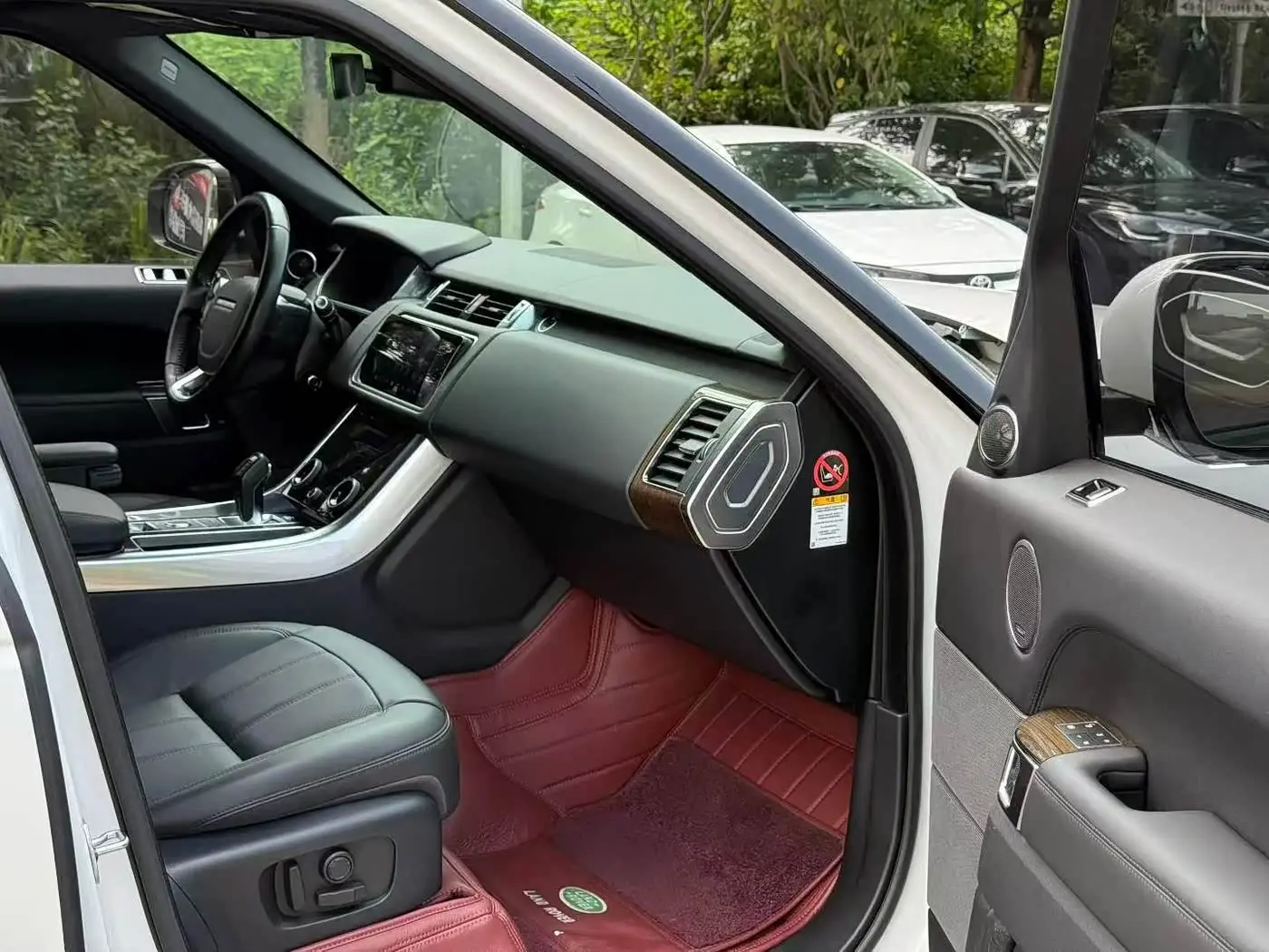 Land Rover Range Rover Sport PHEV 2019 — Photo 5/9