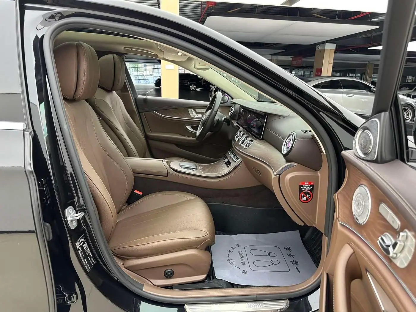 Mercedes-Benz E-Class 2019 — Şəkil 8/8