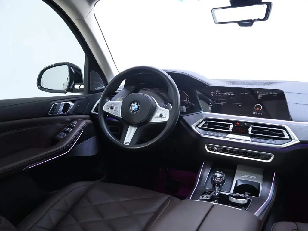 BMW X5 2022 — Photo 14/20