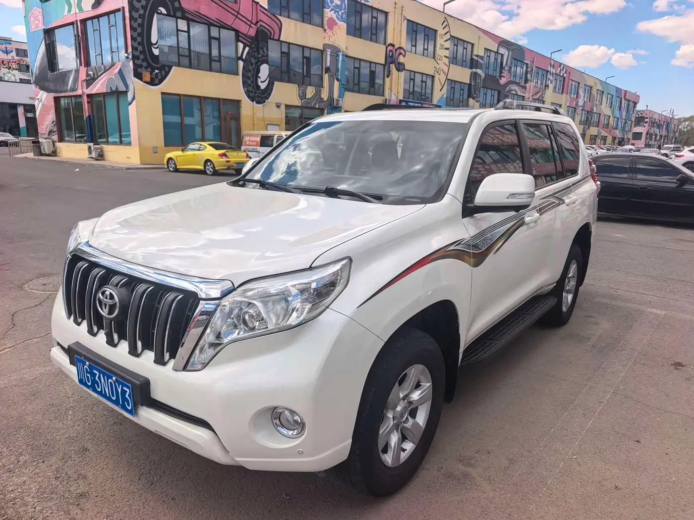 Toyota Prado 2018 — Photo 2/8