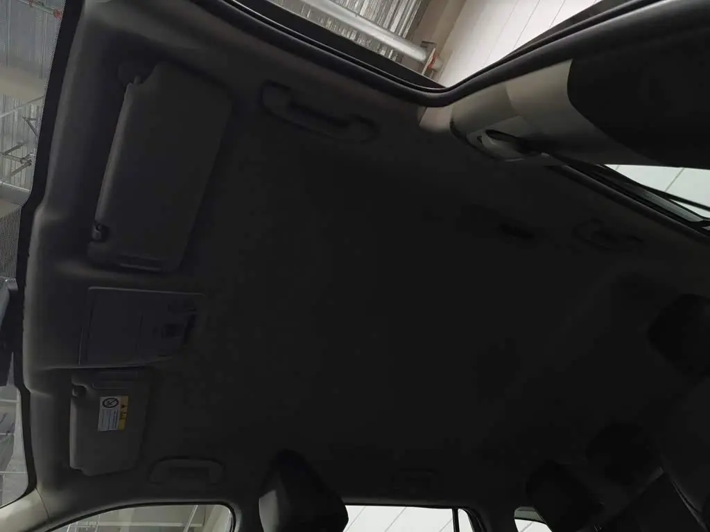 Toyota Highlander 2023 — Şəkil 14/20