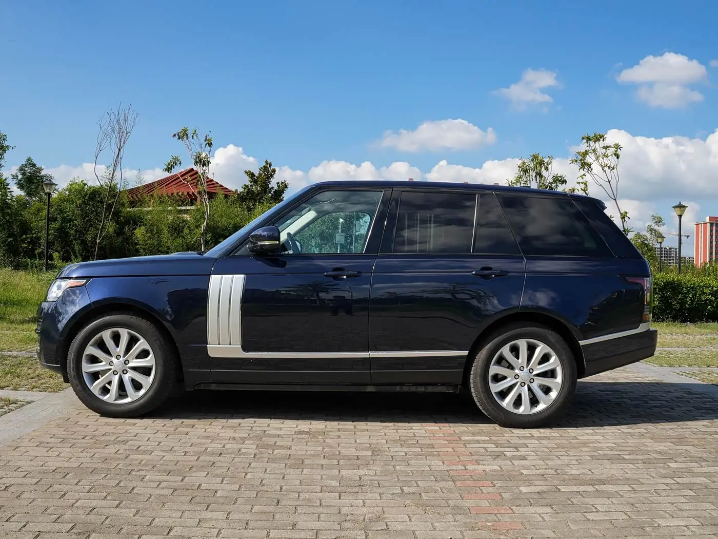 Land Rover Range Rover 2017 — Photo 3/20