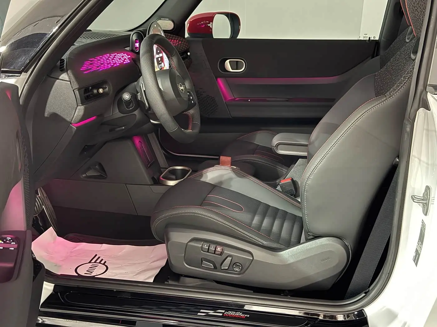 MINI JCW 2025 — Şəkil 13/17