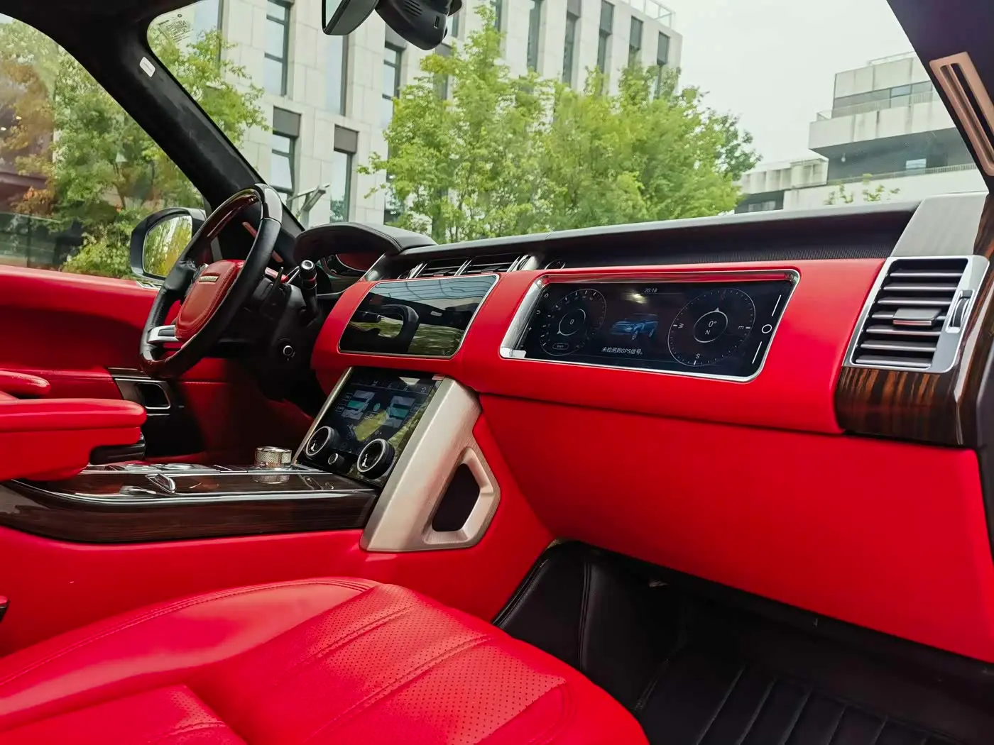 Land Rover Range Rover 2013 — Şəkil 13/15
