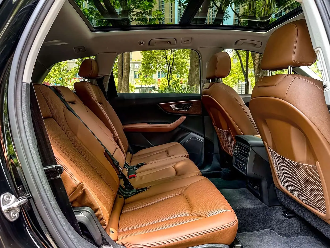 Audi Q7 2025 — ფოტო 14/15