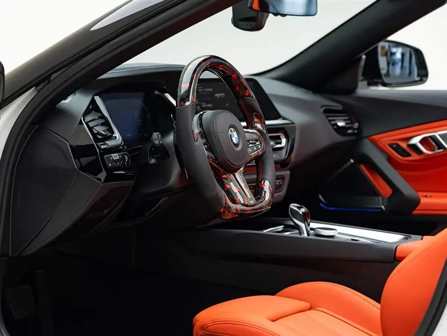 BMW Z4 2024 — Photo 8/18