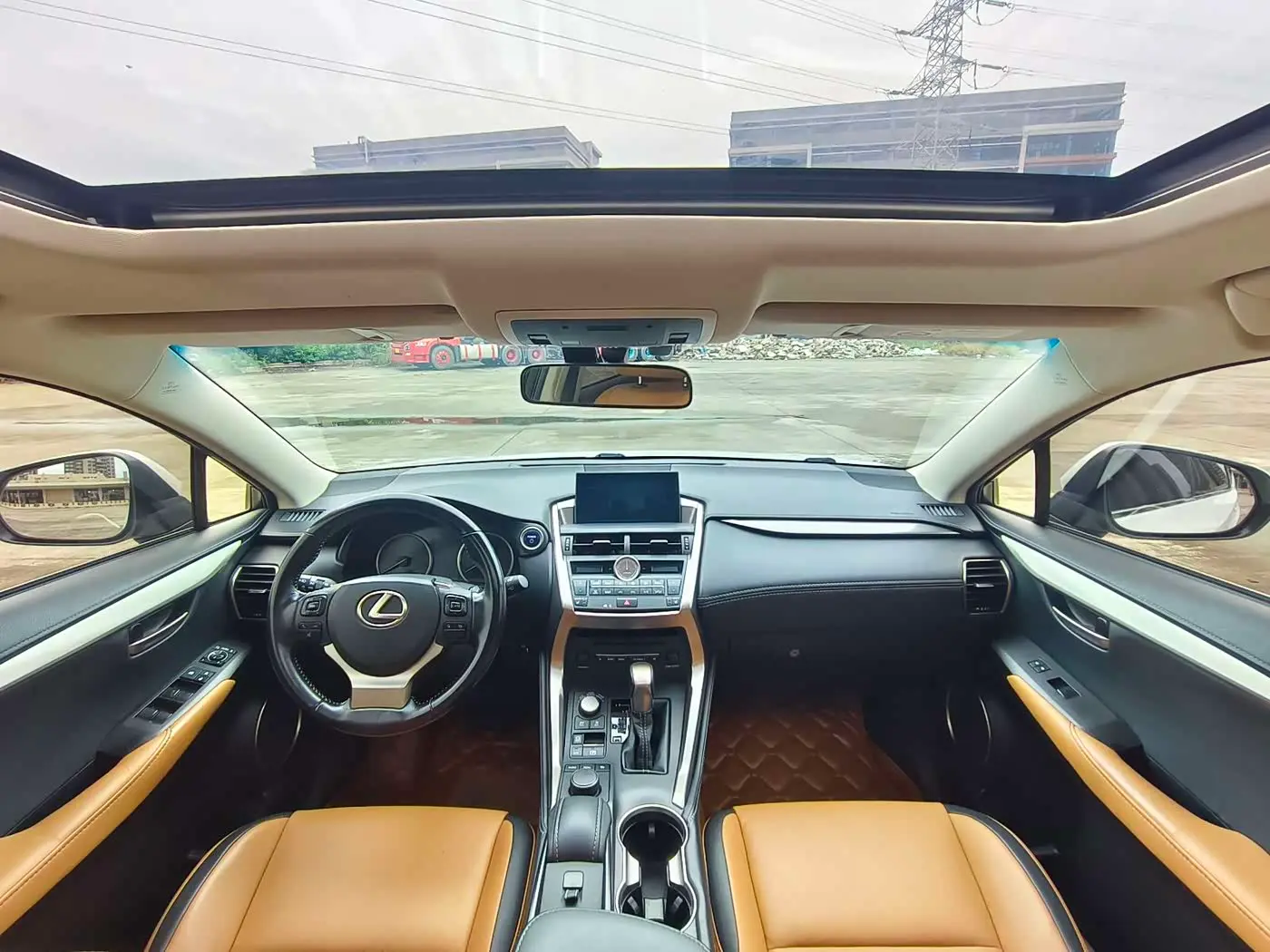 Lexus NX 2015 — Фото 12/18