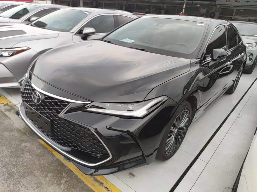 Toyota Avalon 2022 — Фото 2/20