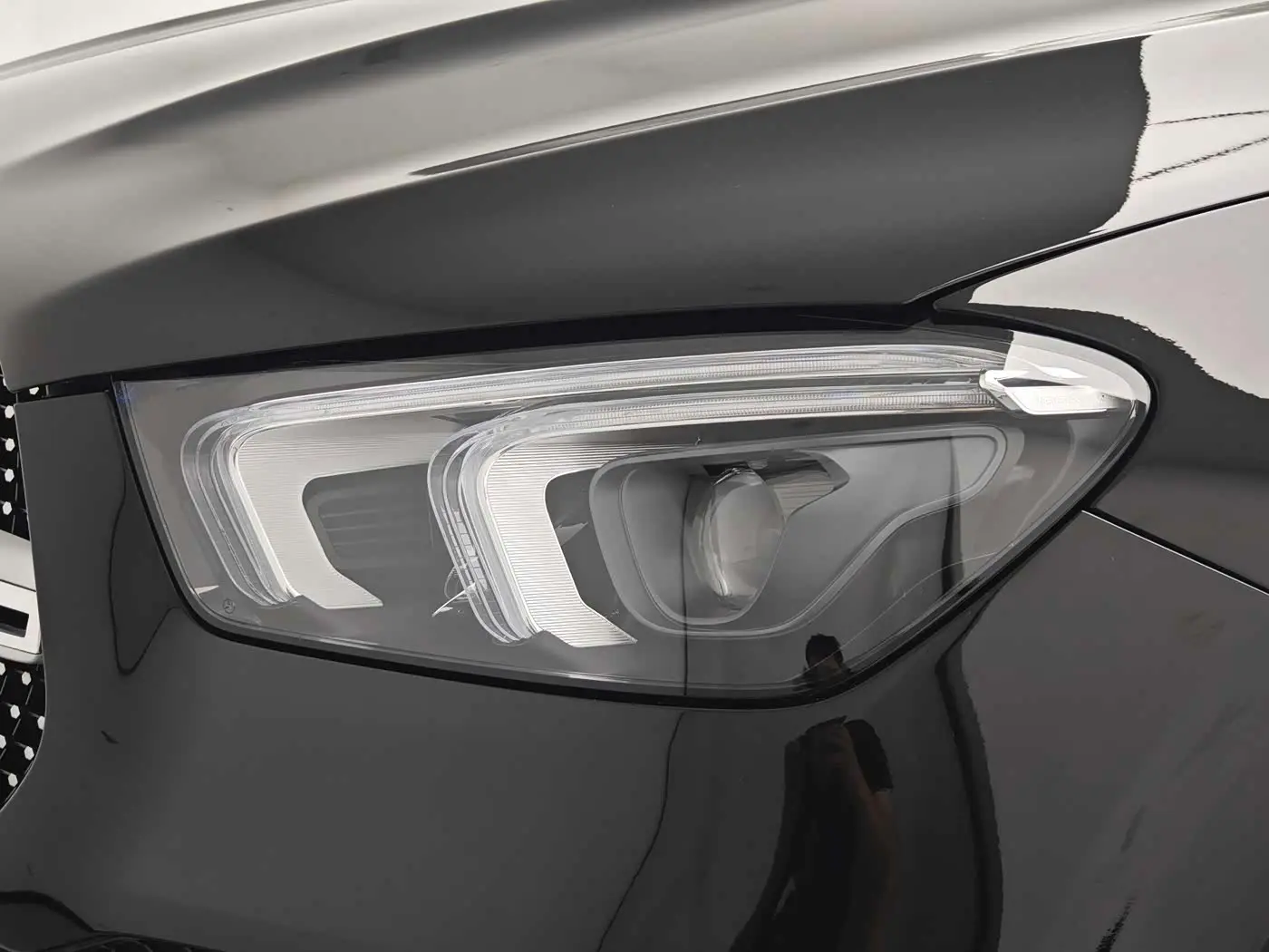 Mercedes-Benz GLE 2021 — Фото 16/20