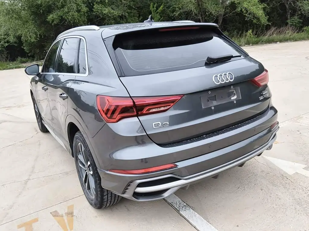 Audi Q3 2022 — Photo 13/20