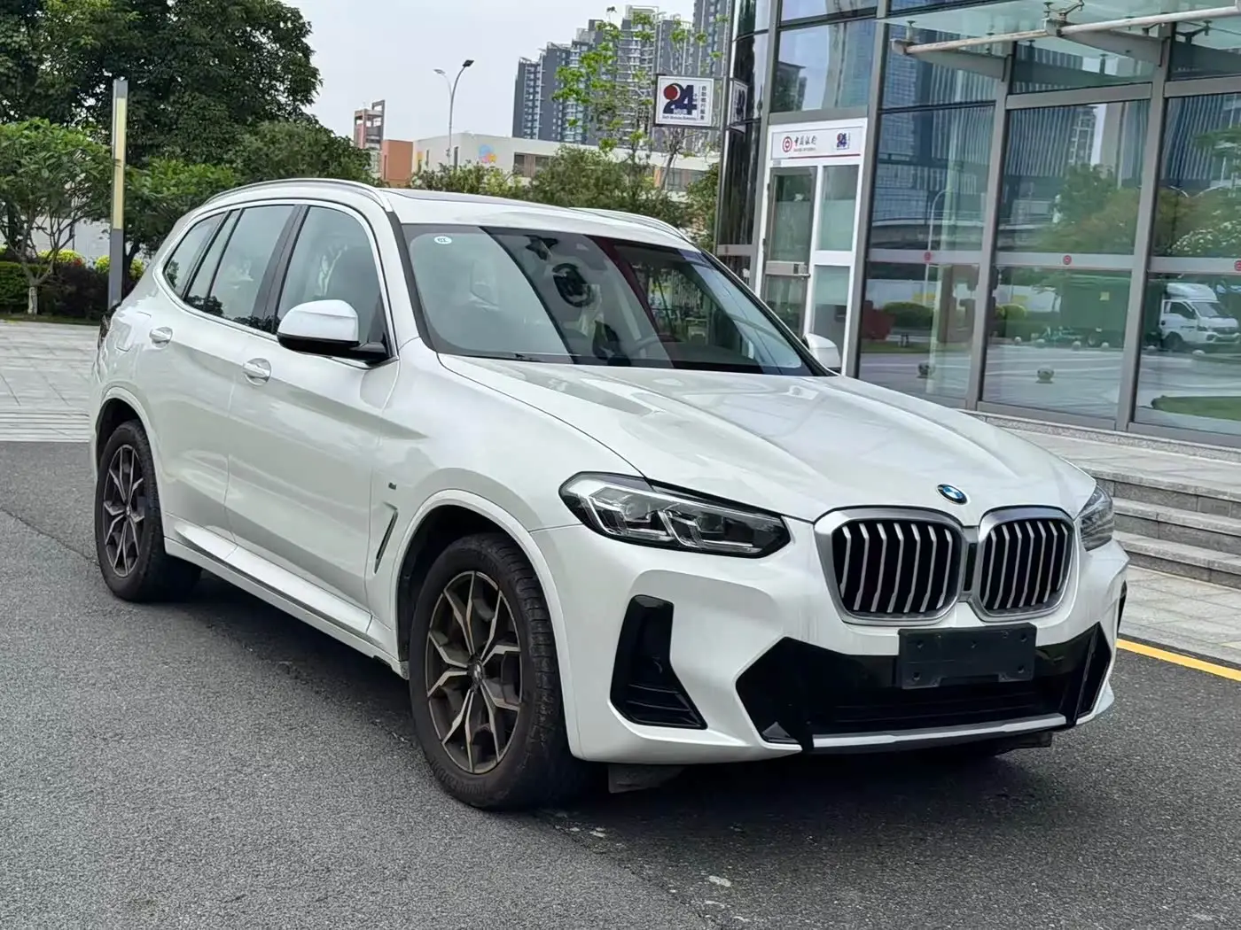 BMW X3 2024 — Photo 3/9