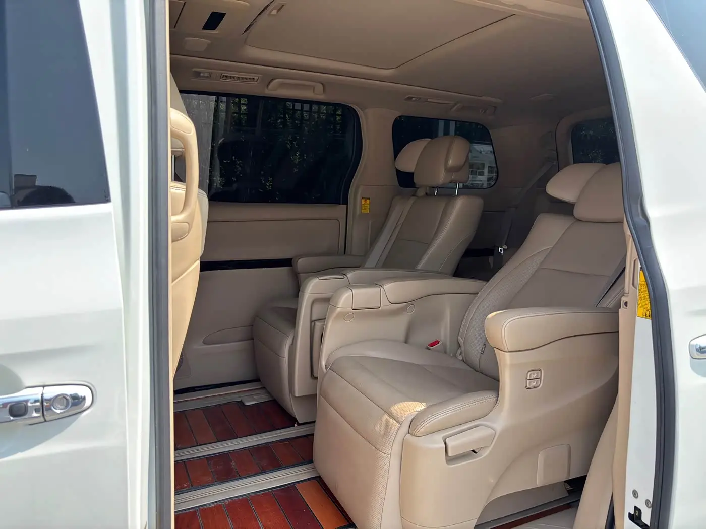 Toyota Alphard 2014 — ფოტო 6/16