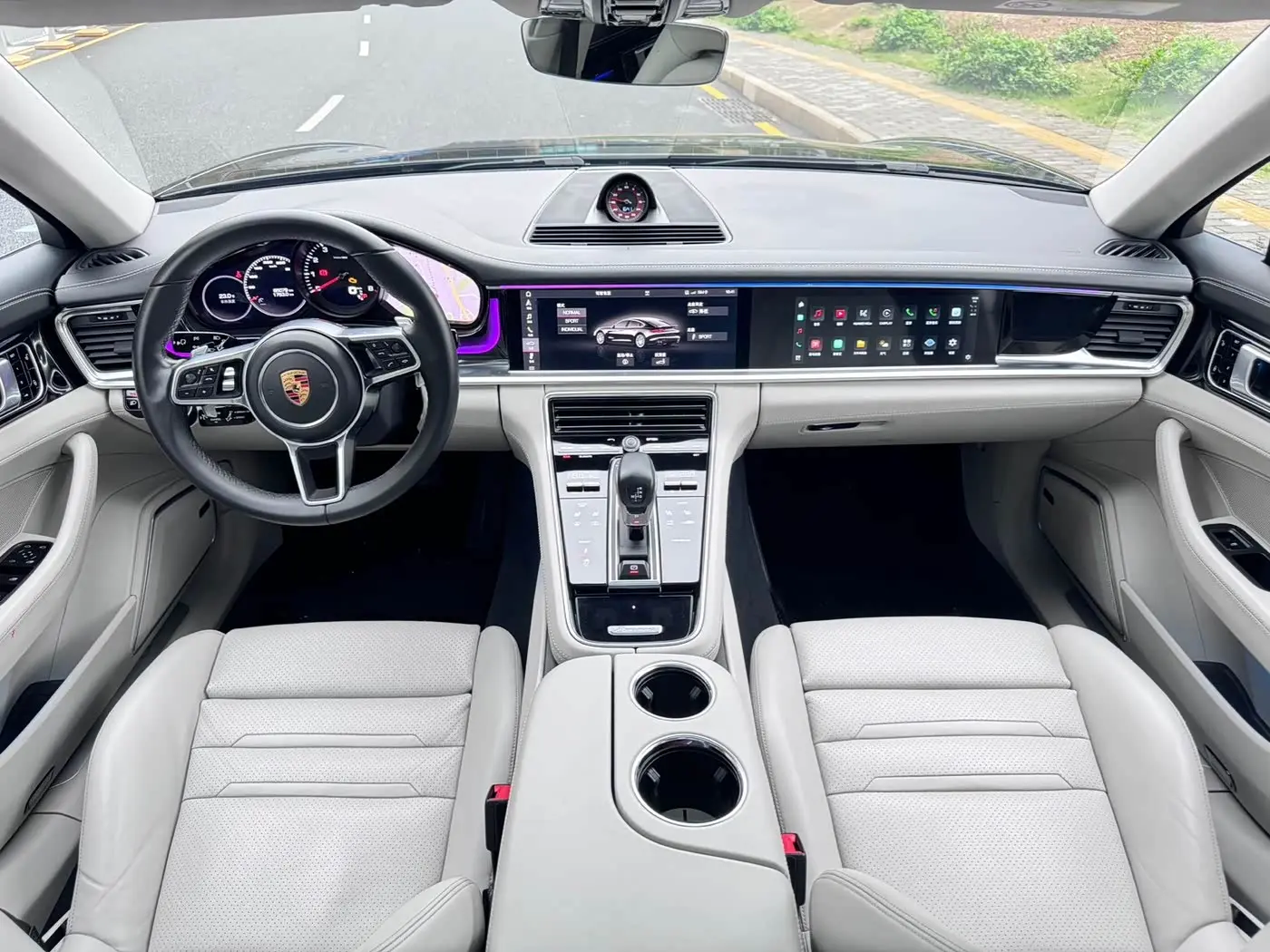 Porsche Panamera 2017 — Photo 6/18