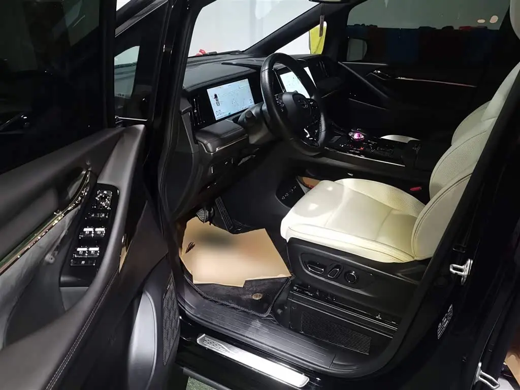 GAC Trumpchi Trumpchi M8 2023 — Şəkil 16/20