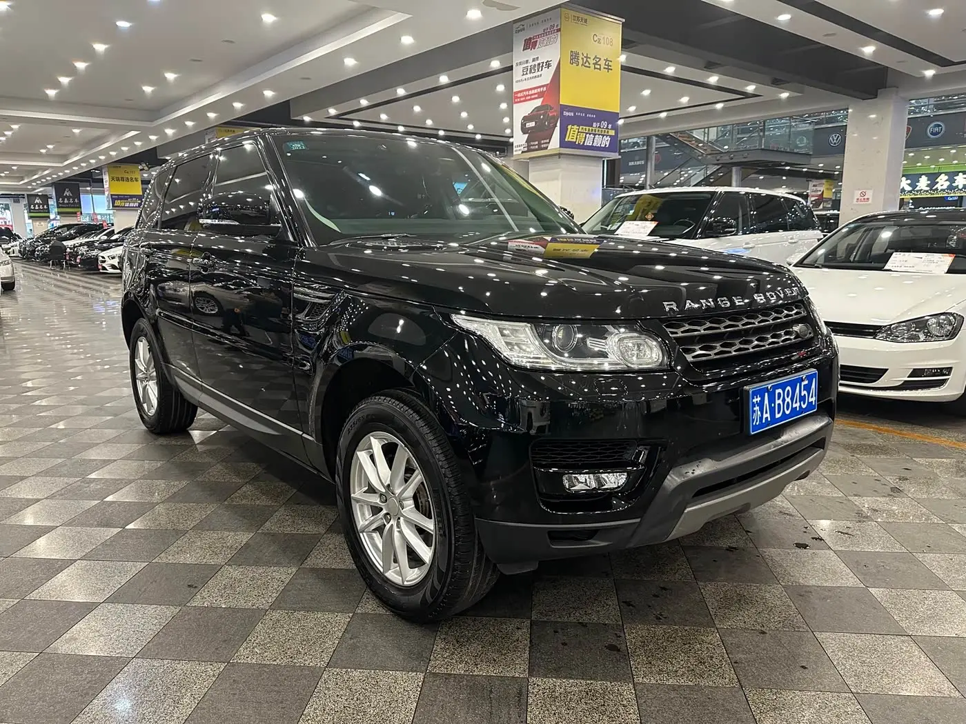 Land Rover Range Rover Sport 2016 — Photo 3/11