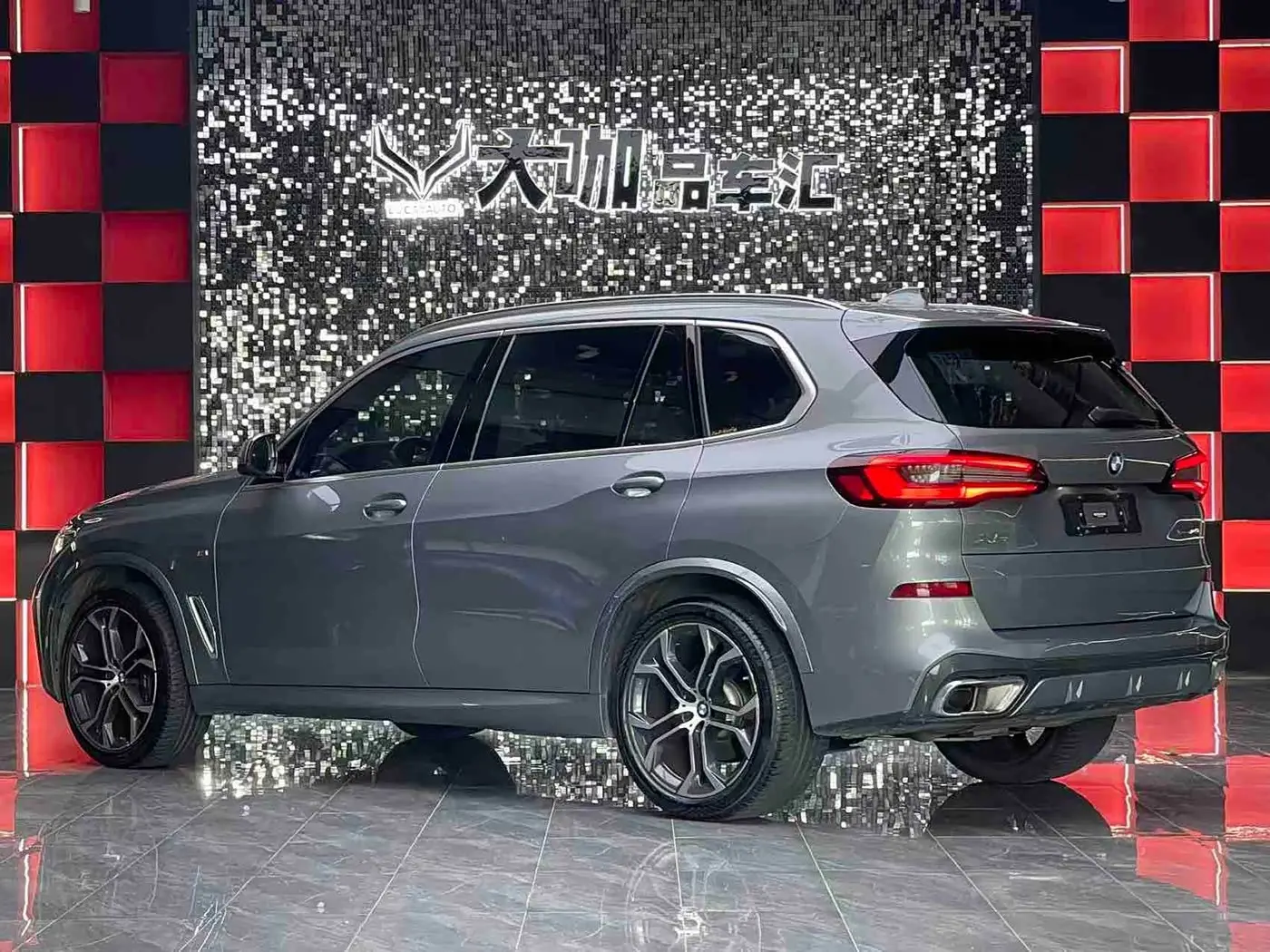 BMW X5 2023 — Photo 4/15