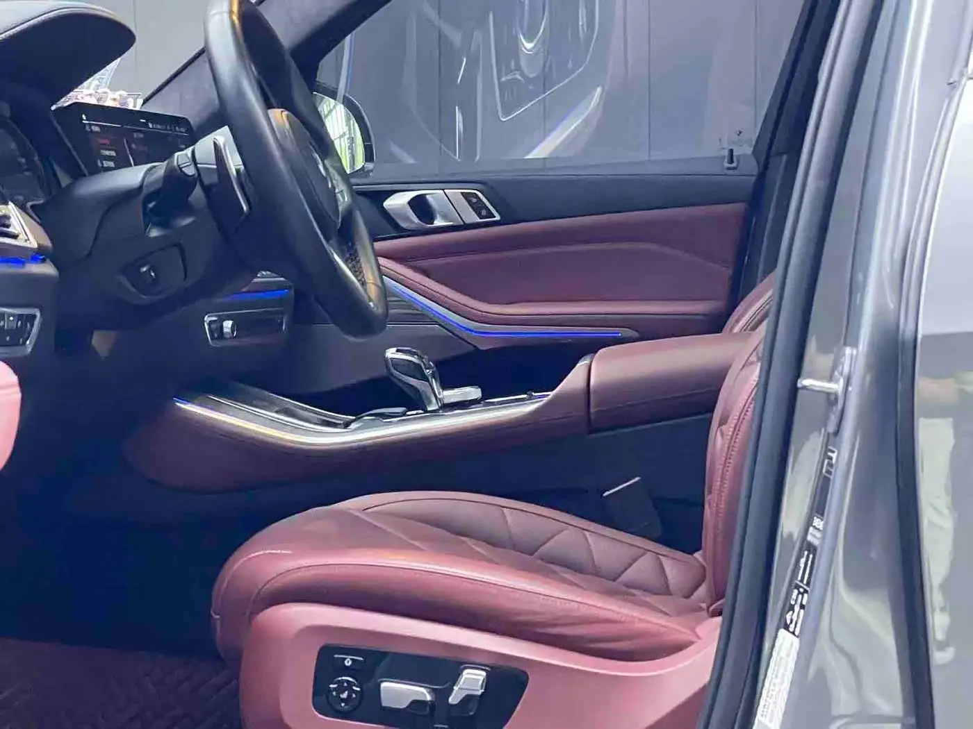 BMW X5 2023 — Photo 9/15