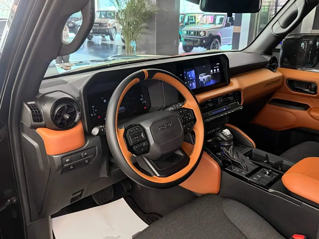 Toyota Prado 2025 — ფოტო 6/11