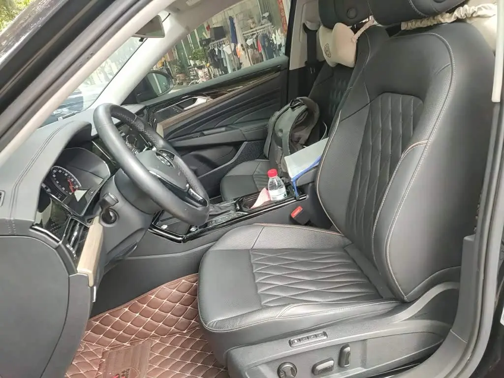Volkswagen Passat New Energy 2020 — Фото 16/20