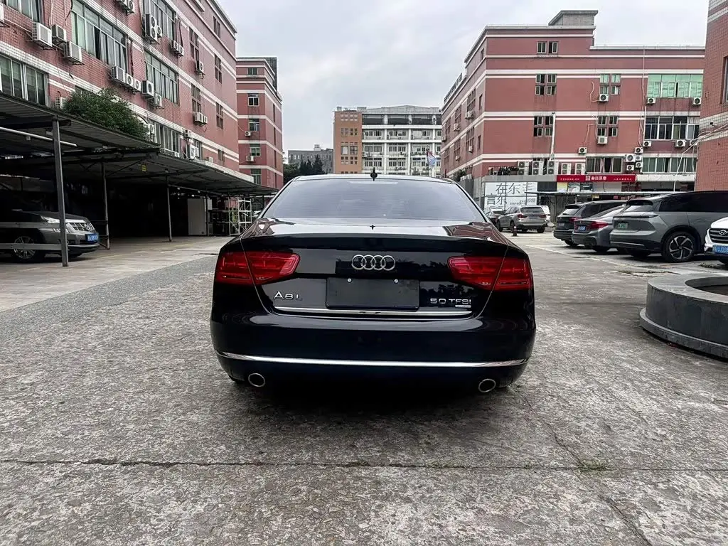 Audi A8 2012 — Şəkil 3/9