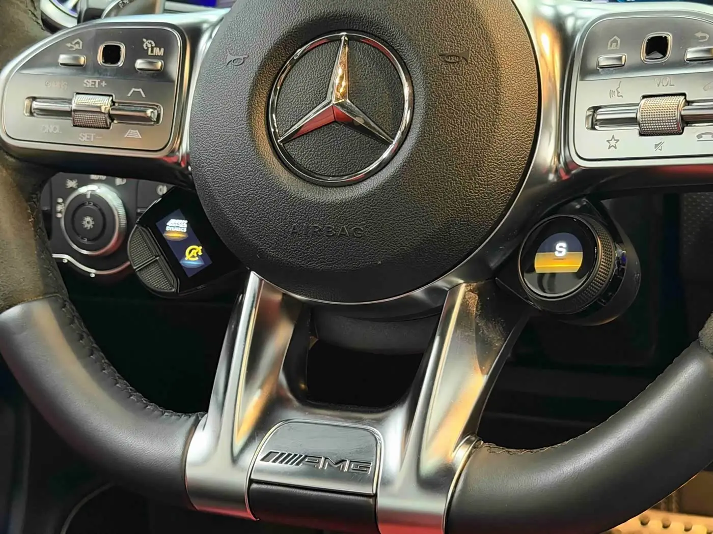 Mercedes-Benz A-Class AMG 2023 — ფოტო 12/16