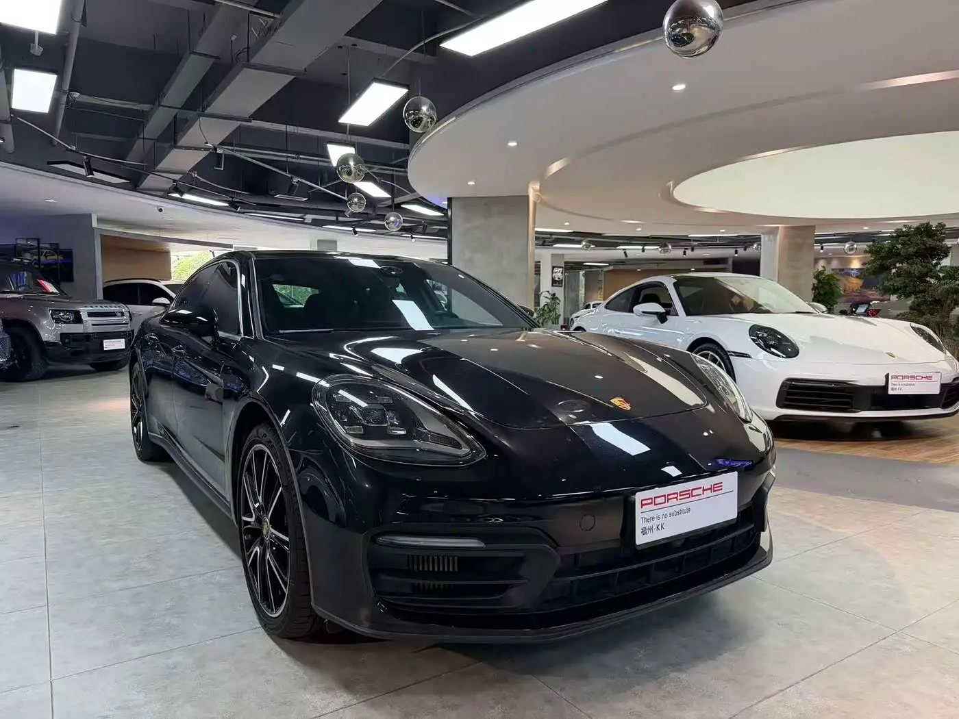 Porsche Panamera 2023 — Photo 3/11