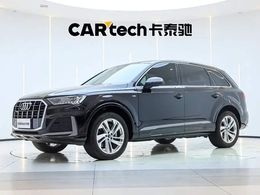 Audi Q7 2023 — Фото 1/20