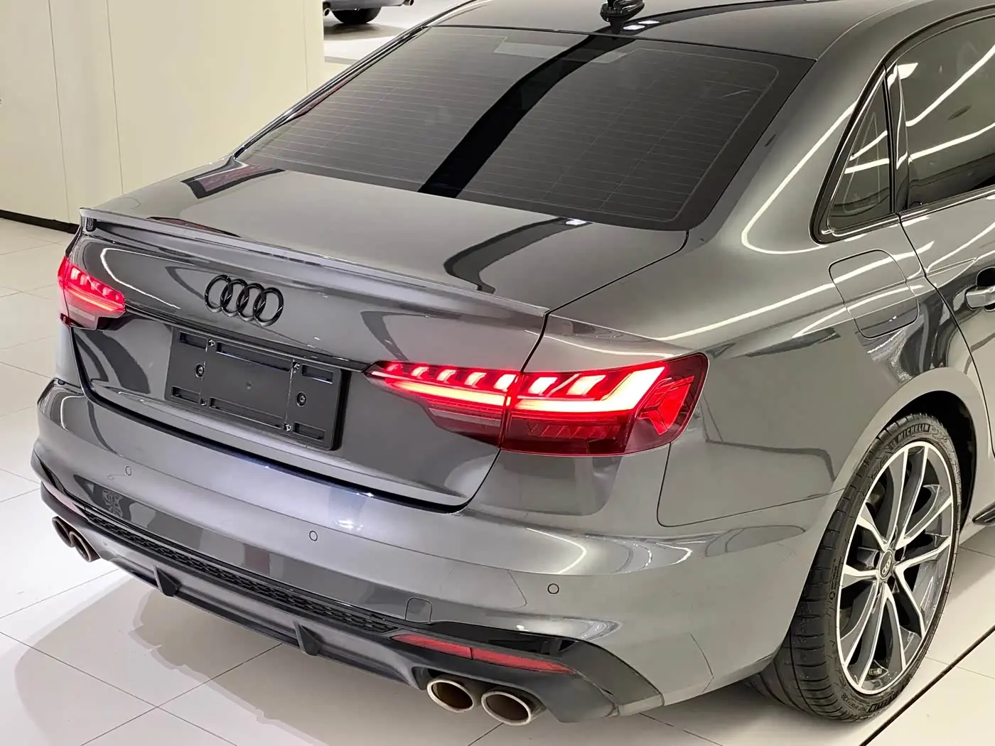 Audi S4 2022 — Photo 8/19