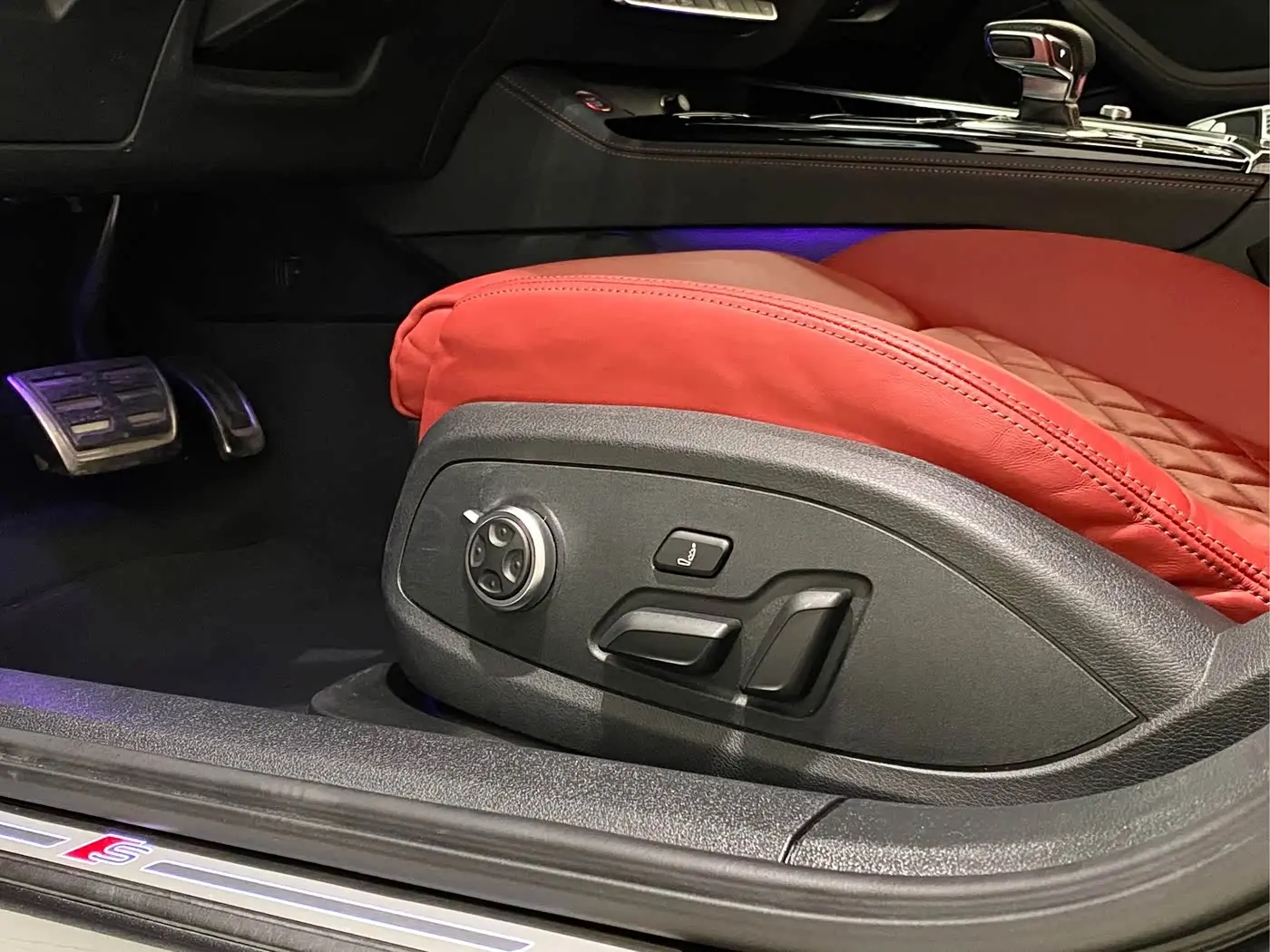 Audi S4 2022 — Photo 19/19