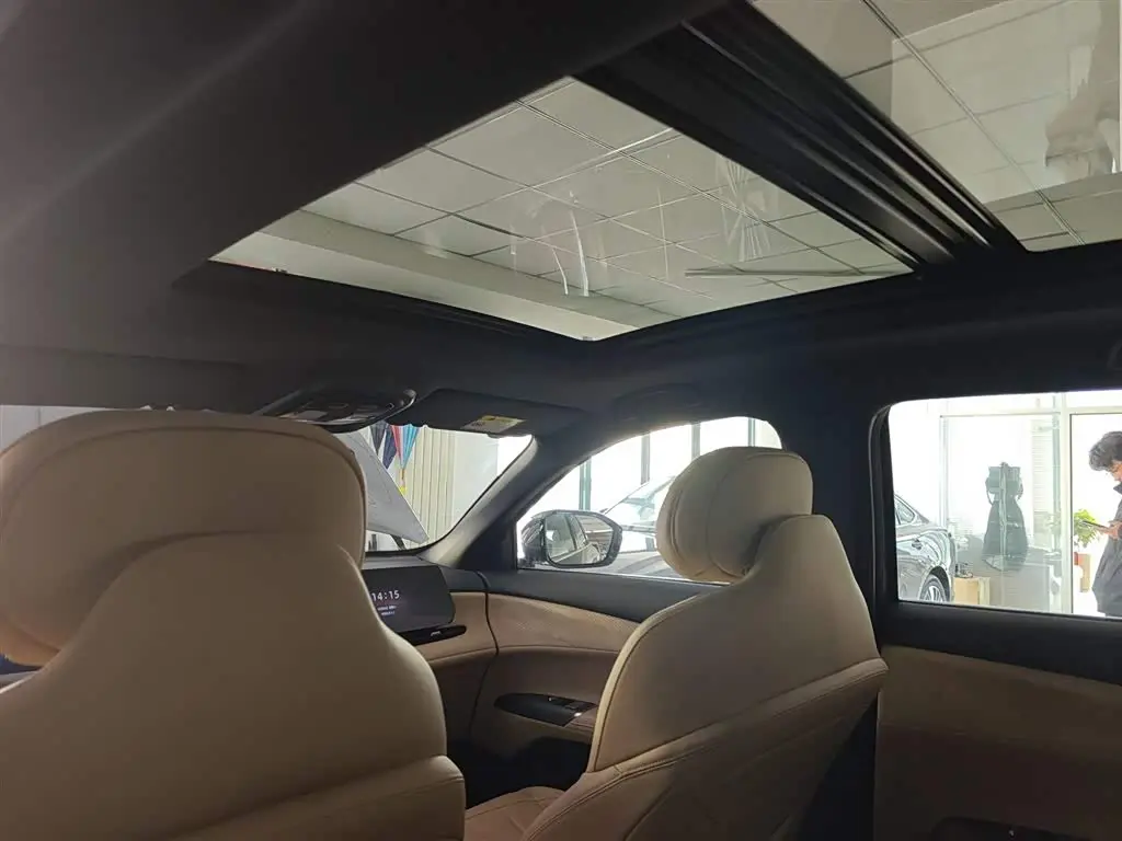 Changan CS75 PLUS 2024 — Фото 14/20