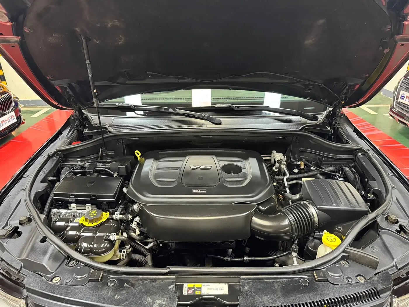 Jeep Grand Cherokee 2016 — Photo 11/20