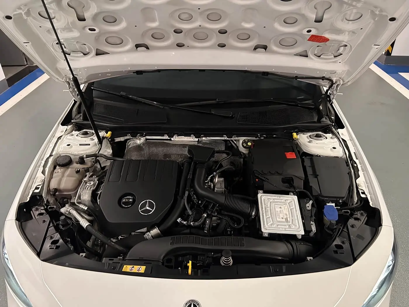Mercedes-Benz A-Class 2023 — Фото 17/20