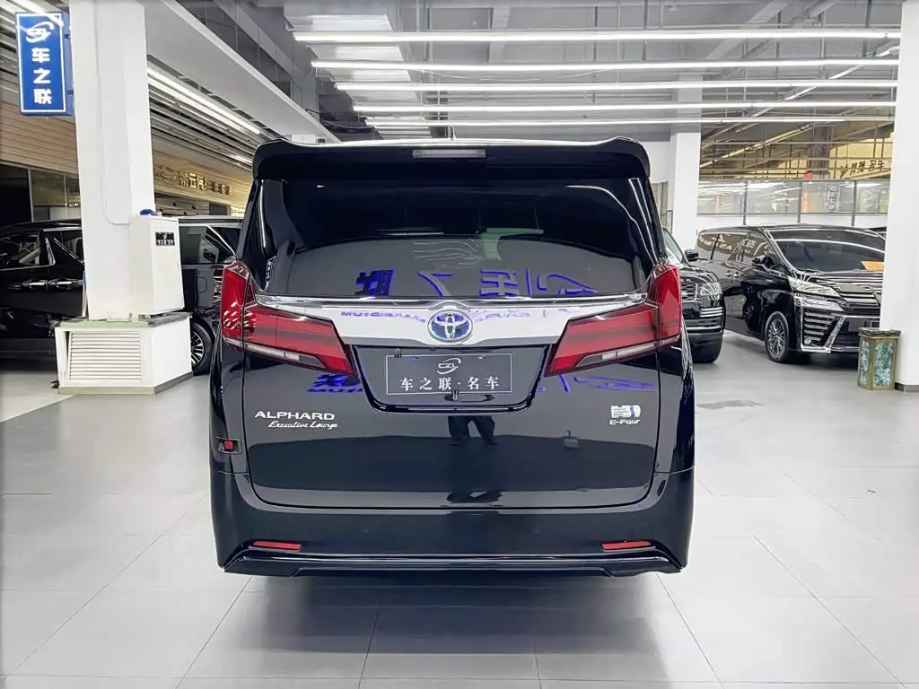 Toyota Alphard 2020 — Photo 5/16