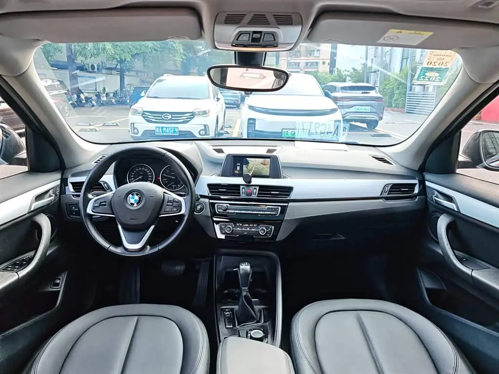 BMW X1 2018 — Фото 19/20