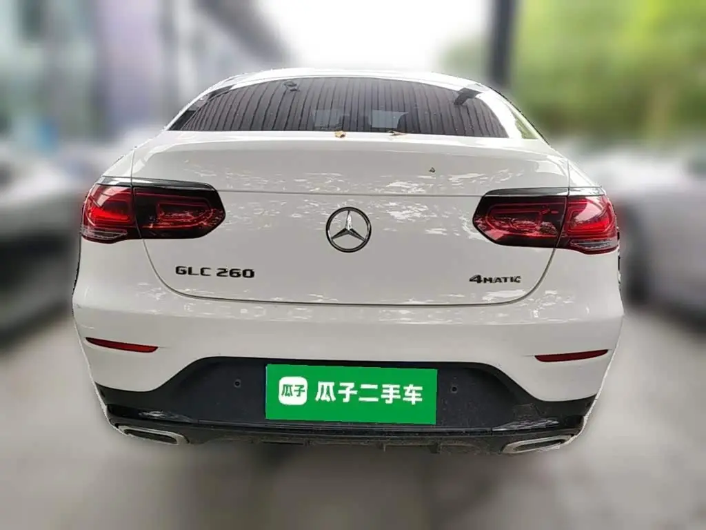 Mercedes-Benz GLC Coupe 2020 — Photo 8/20