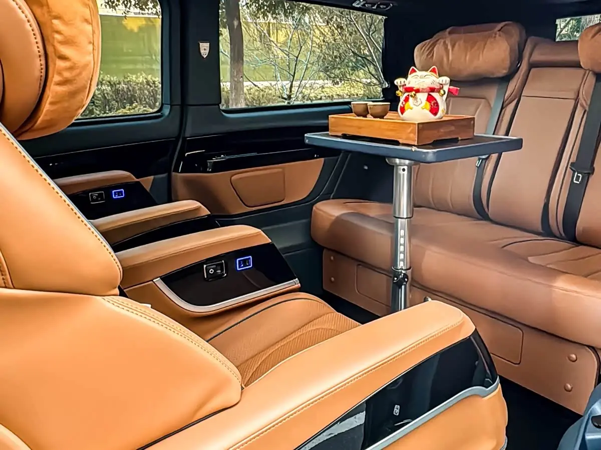 Mercedes-Benz Vito 2024 — Şəkil 13/20