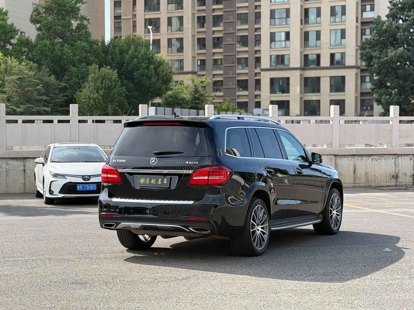Mercedes-Benz GLS 2016 — Photo 17/17