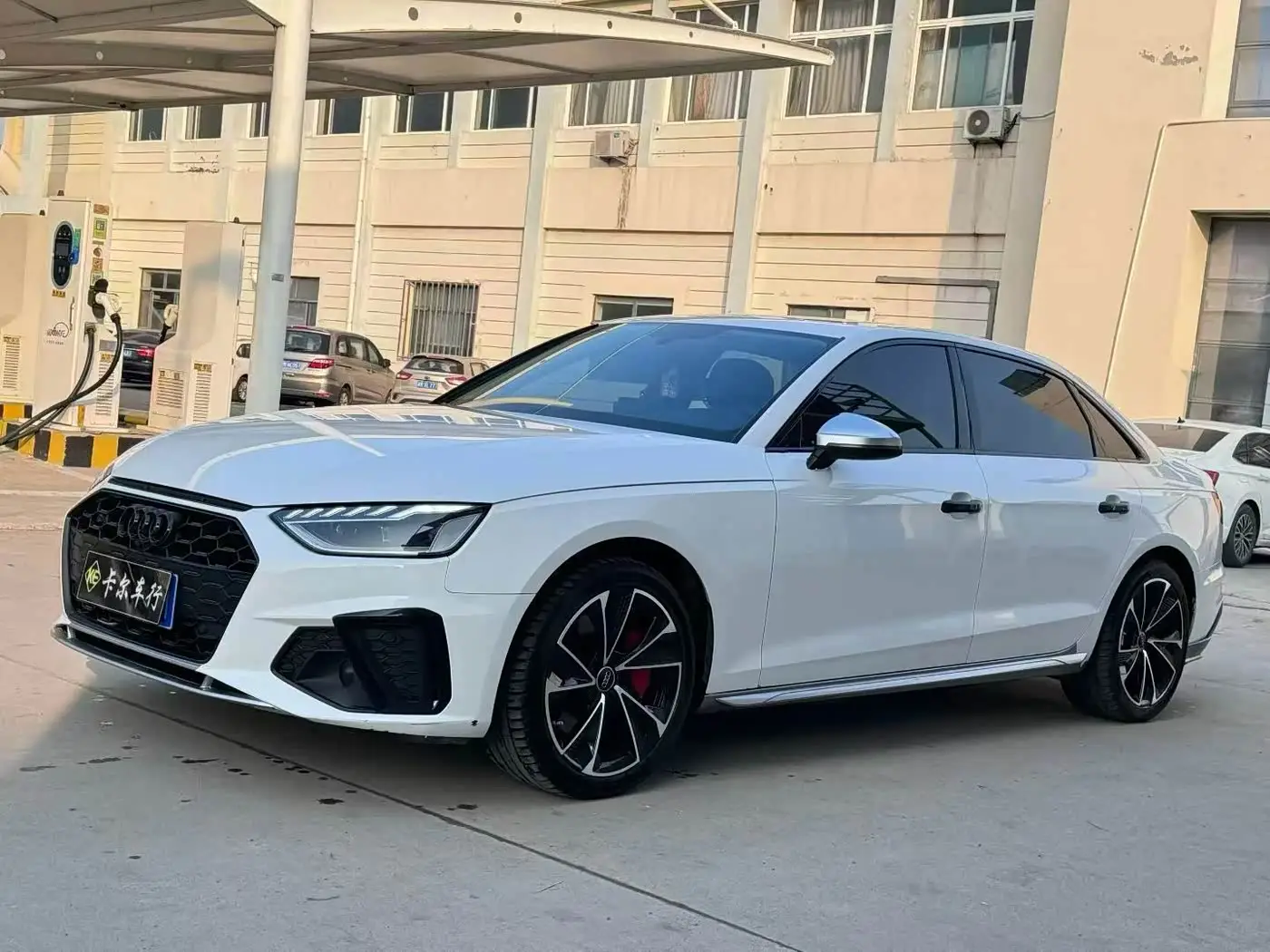 Audi A4L, 2021