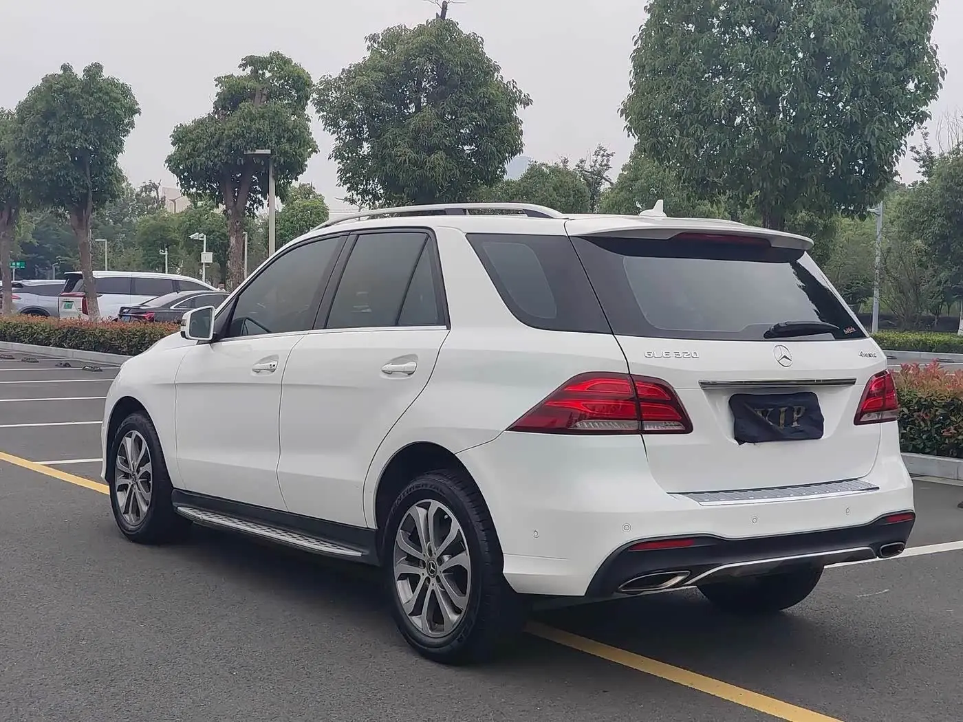 Mercedes-Benz GLE 2017 — Photo 5/14