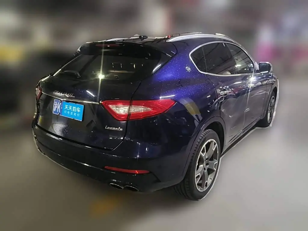 Maserati Levante 2019 — Фото 2/13