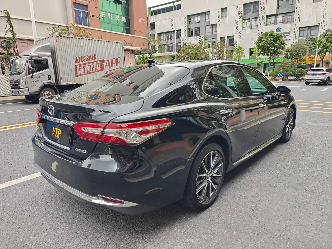 Toyota Camry 2023 — Şəkil 6/9